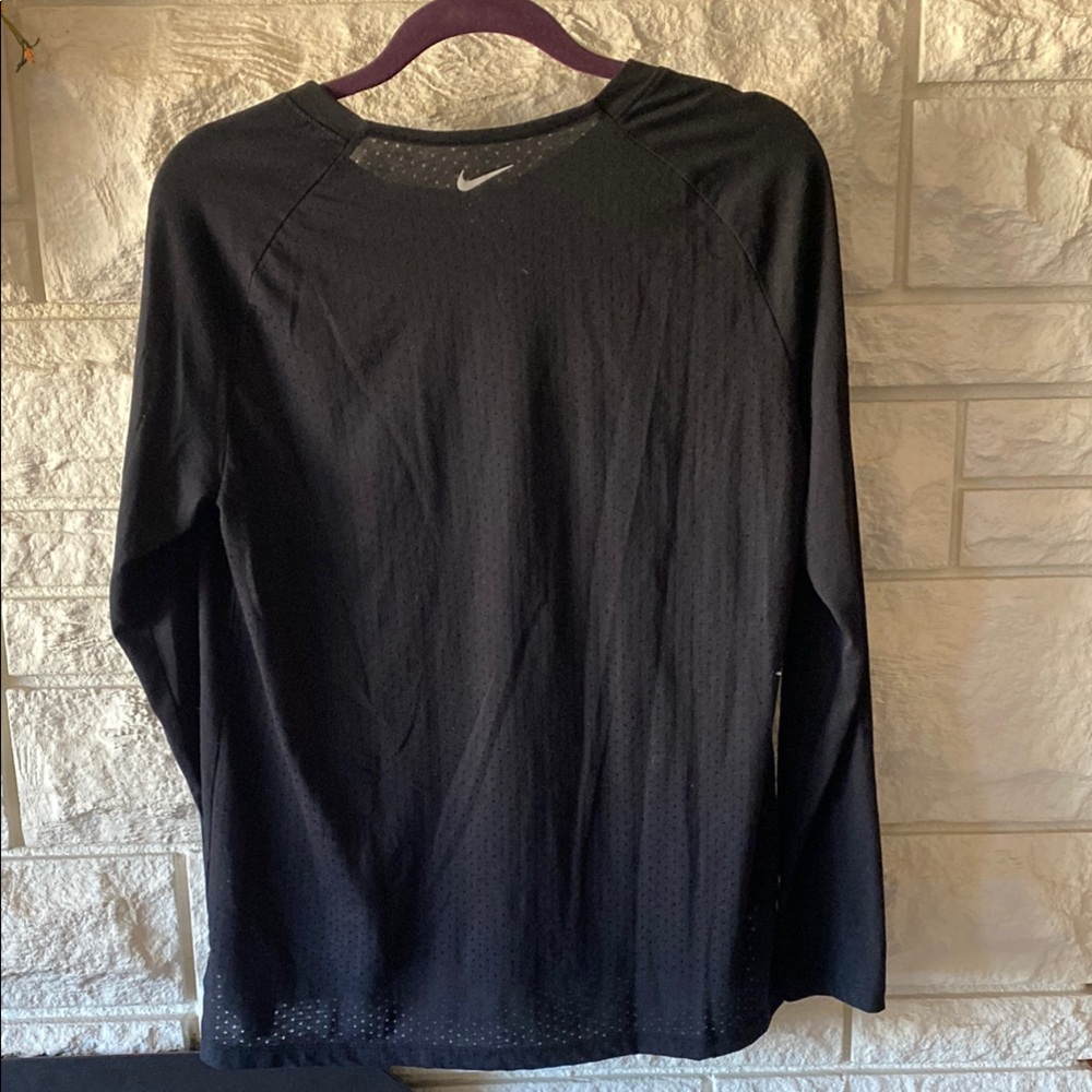 đź–¤Nike Black Dri-Fit Running Top - Large - Picture 2 of 7